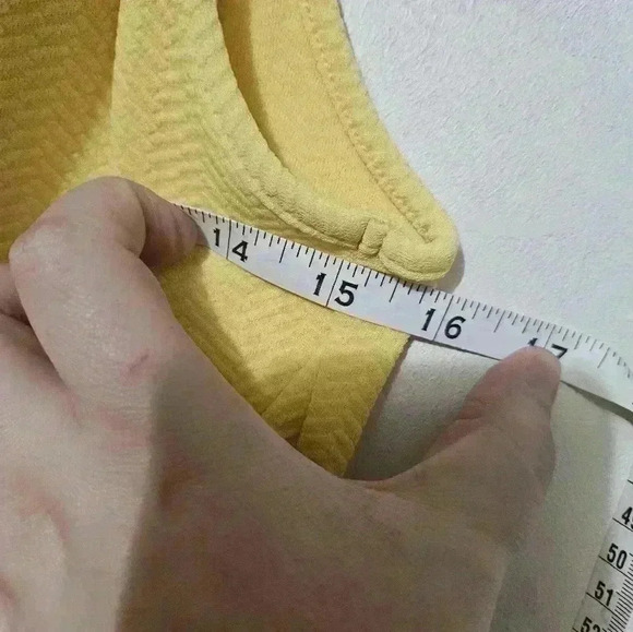 NWOT- ladies yellow dress! - Picture 2 of 4